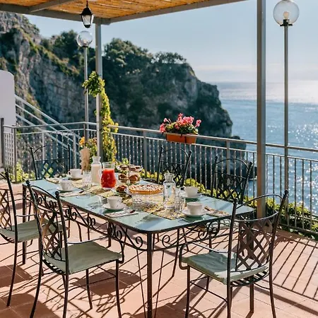 Eris Amalfi Coast Vila *