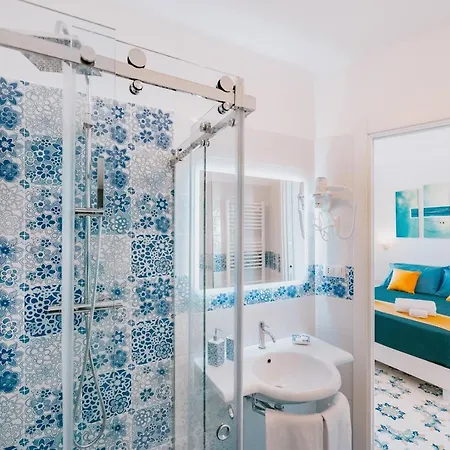 Eris Private Sea Access Pool E Villa