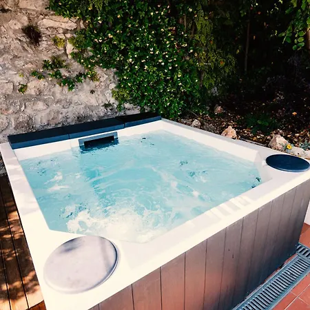 Eris Private Sea Access Pool E Villa