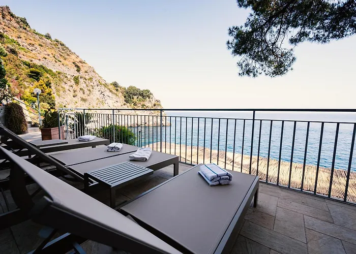 Eris Private Sea Access Pool E * Conca dei Marini